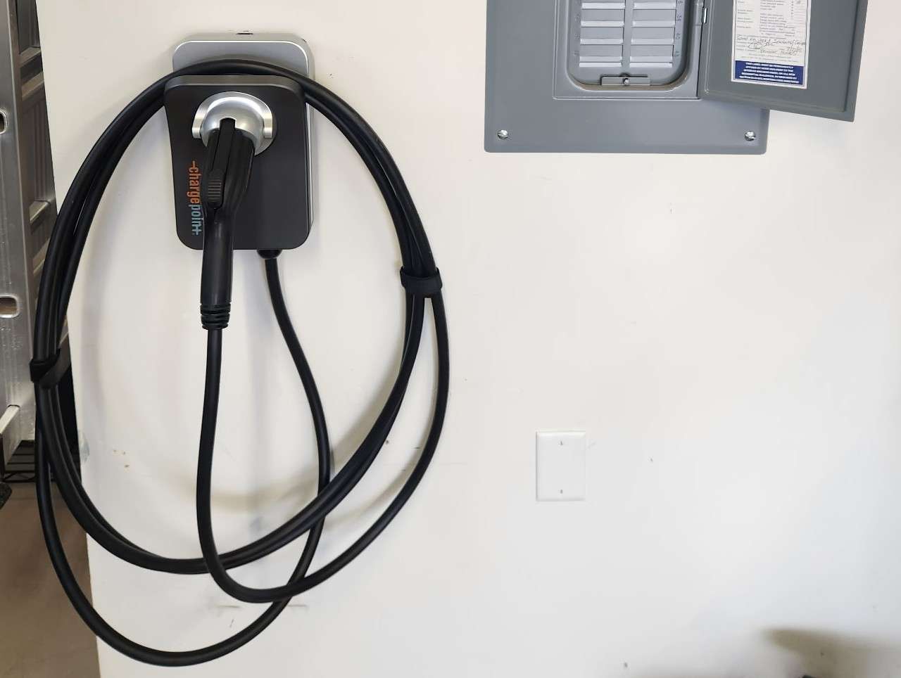 Holland Electric - EV Charger